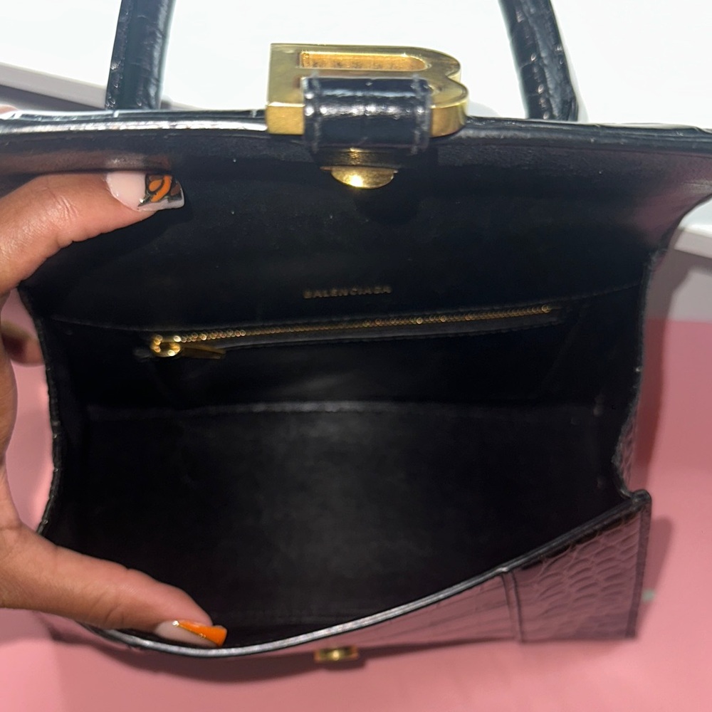 Balenciaga Black Croc-Embossed Crossbody Bag - Picture 12 of 17